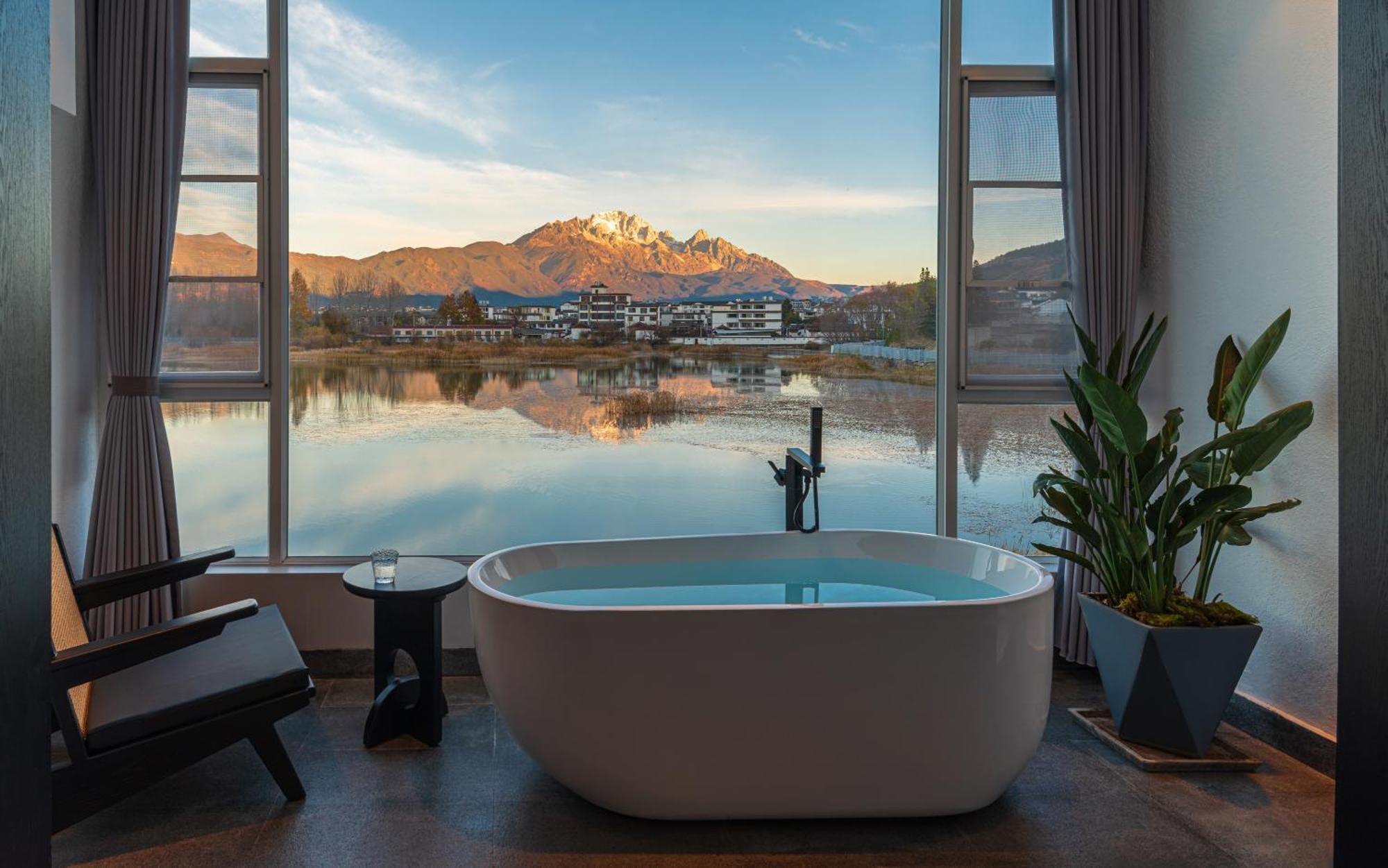 Half Pond White House Hotel Lijiang  Luaran gambar