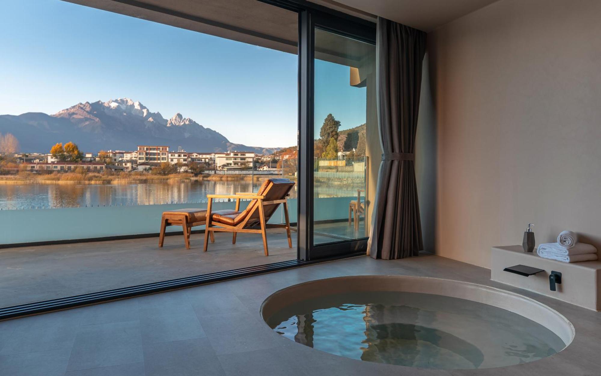 Half Pond White House Hotel Lijiang  Luaran gambar